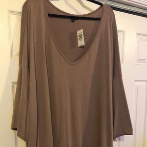 NWT TORRID TAUPE V-NECK DOLMAN KNIT TOP
